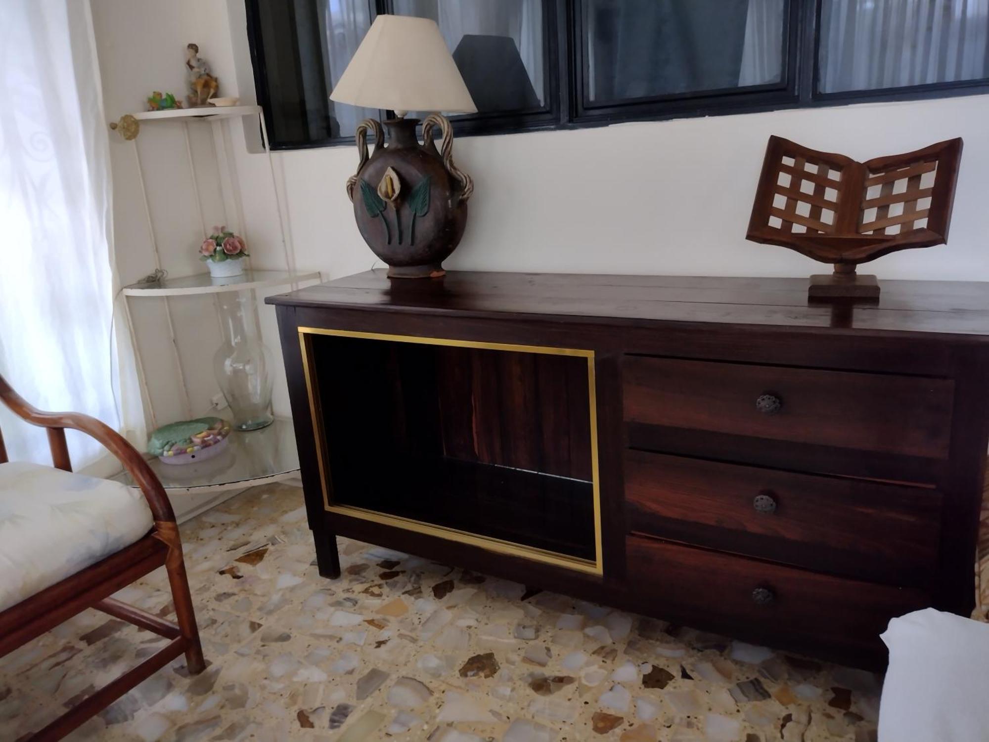 Ashly Boulevard Acapulco Bilik gambar